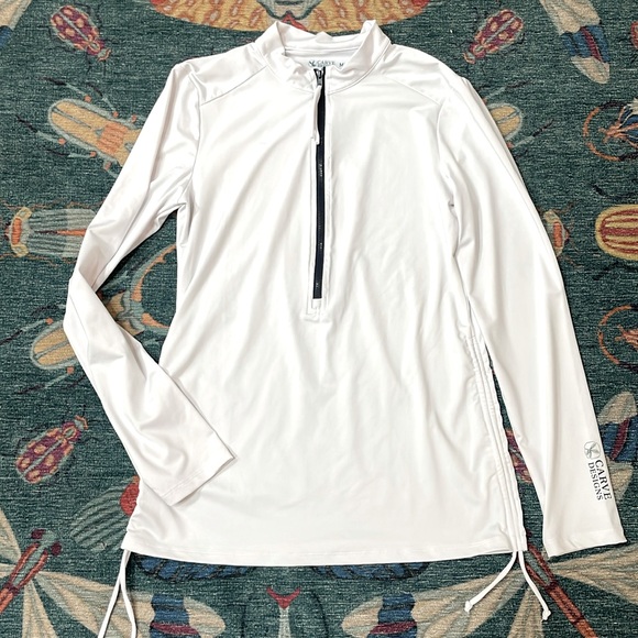 Carve Designs Other - Carve Designs white Cruz rashguard white L